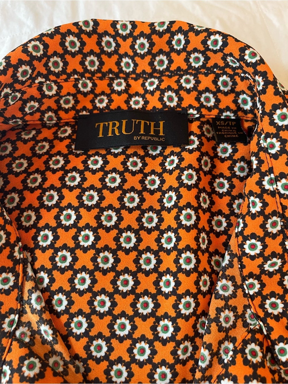 Truth by Republic Orange Floral-Print Women's Blouse